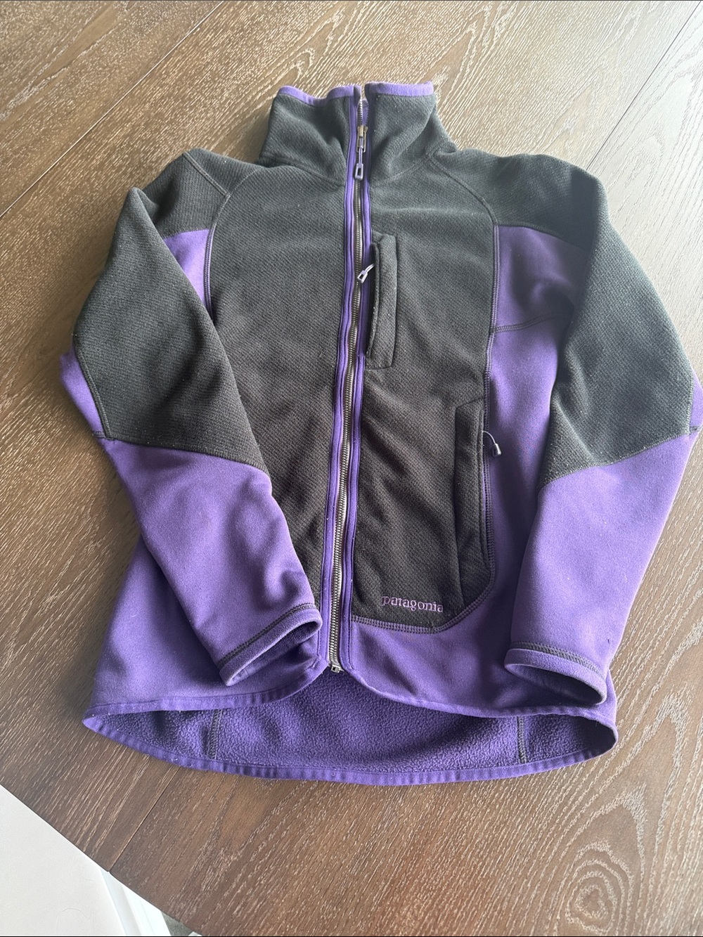 Patagonia Purple & Charcoal Full-Zip Fleece Jacket